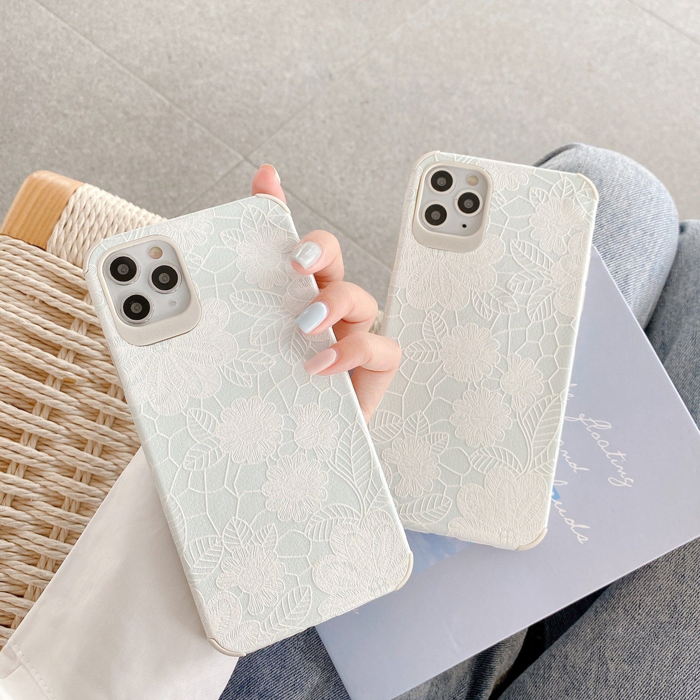 Apple-Compatible Skin Embossed Lace Flower Case